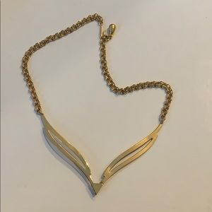 V-shape vintage necklace